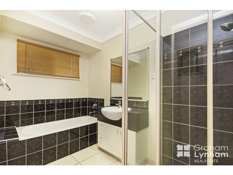 6 Angelus Place, Kirwan QLD 4817