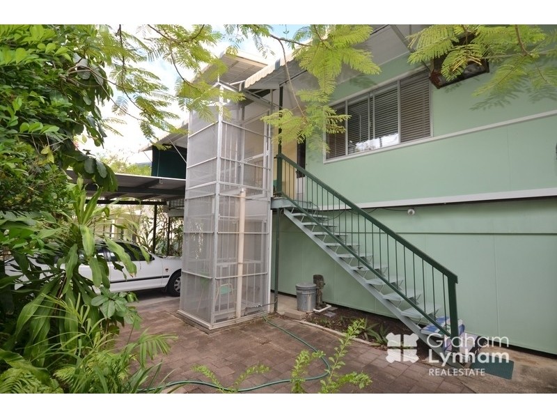 30 Merryl Street, Rasmussen QLD 4815