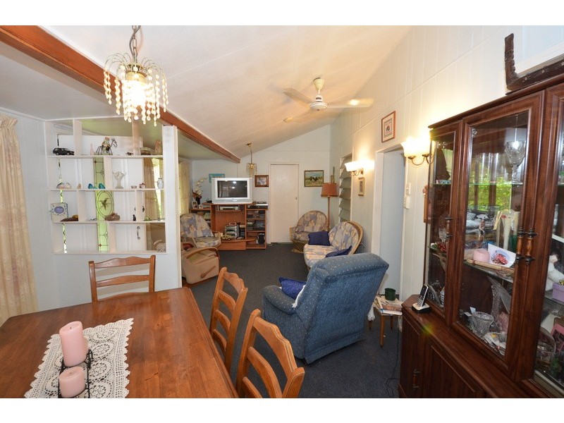 7 Norris Street, Hermit Park QLD 4812