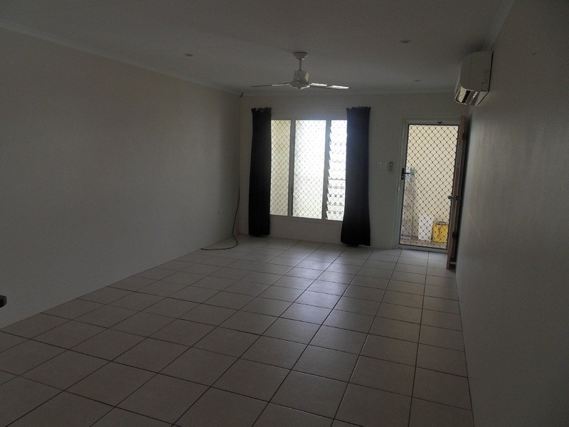 1/8 Silky Oak Street, Kirwan QLD 4817