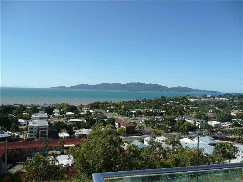 3/1 Little Street, Belgian Gardens QLD 4810