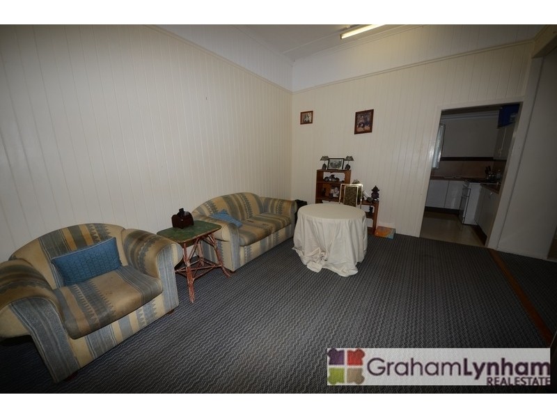 39 Clayton Street, Hermit Park QLD 4812