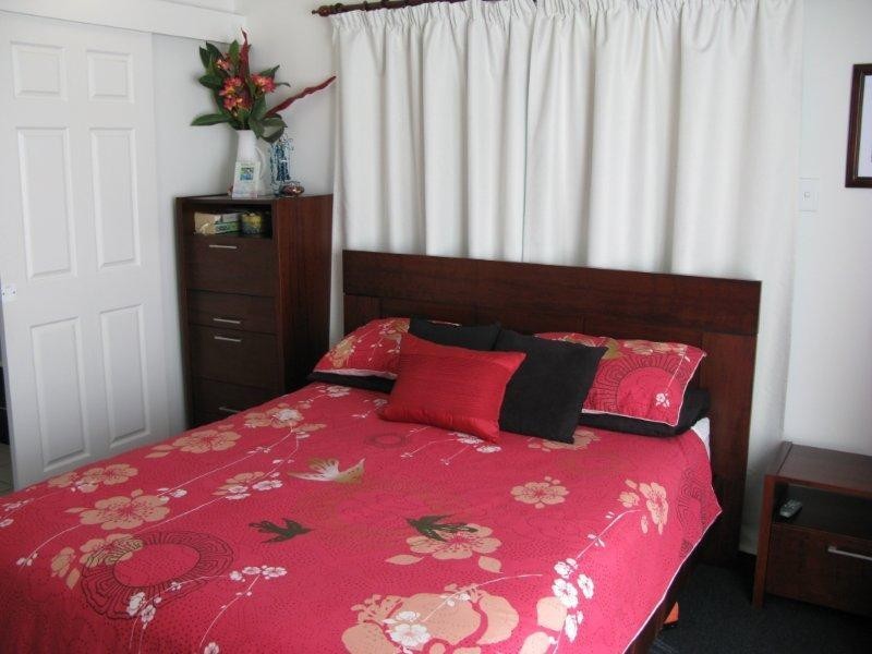 28 Arkaba Street, Mount Louisa QLD 4814