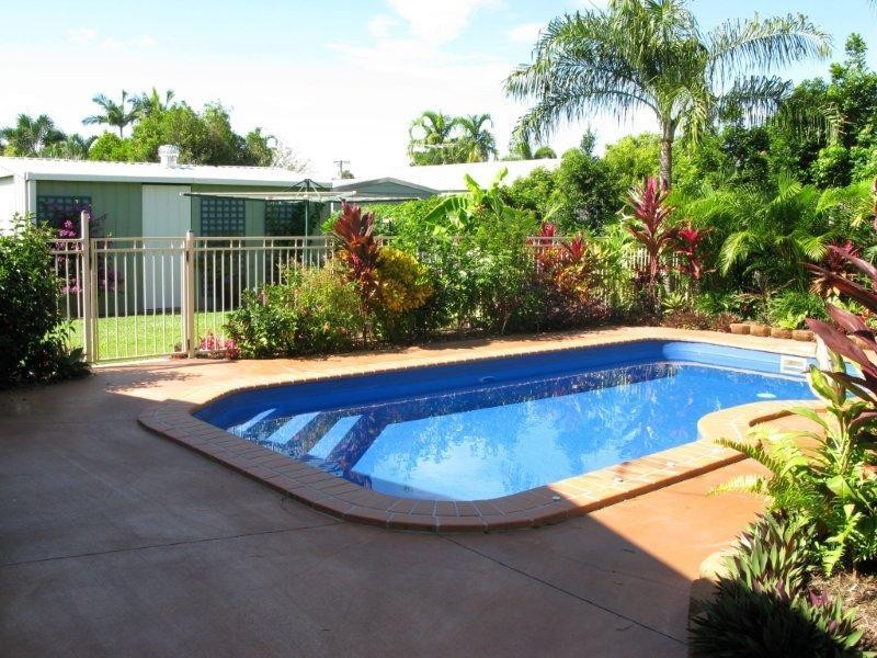 28 Arkaba Street, Mount Louisa QLD 4814