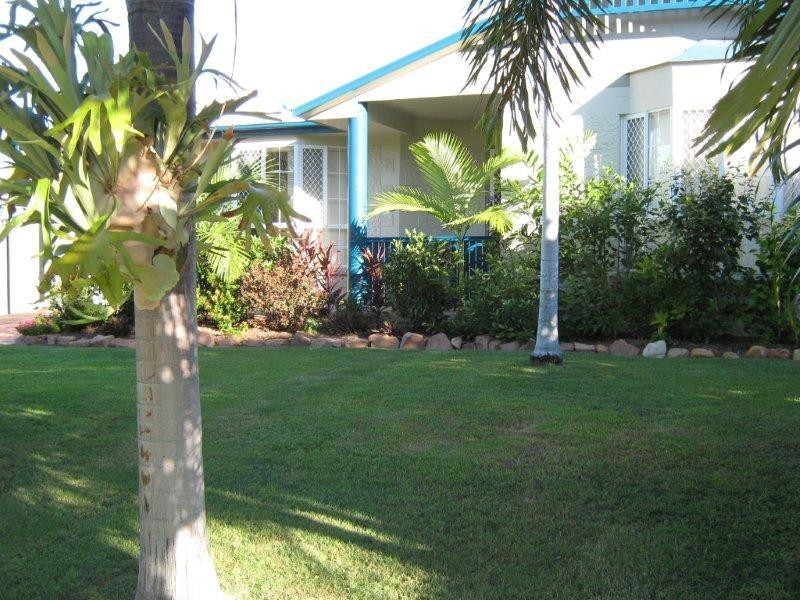 28 Arkaba Street, Mount Louisa QLD 4814