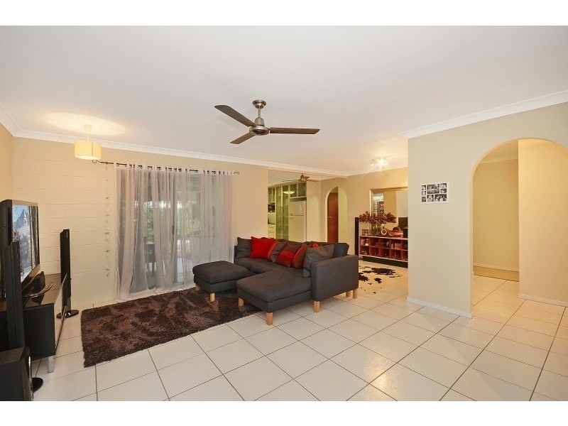 14 Wellesley Drive, Kirwan QLD 4817