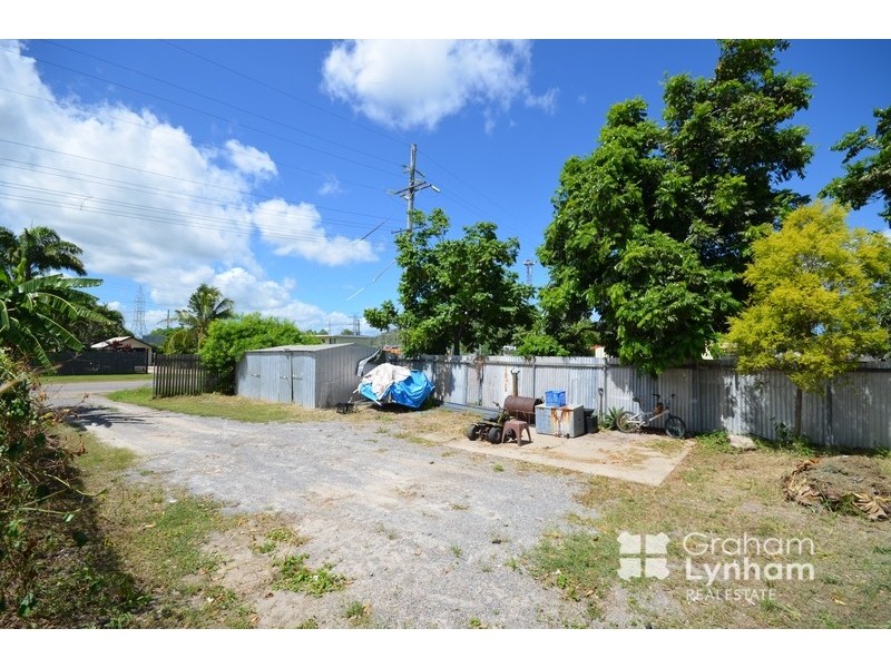 2 Dawson Street, Stuart QLD 4811