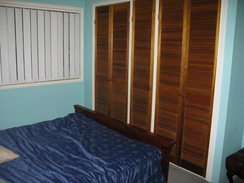 52 Coates Street, Mount Louisa QLD 4814