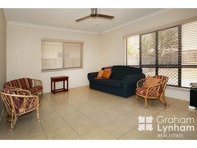 9 Riverwalk Way, Douglas QLD 4814