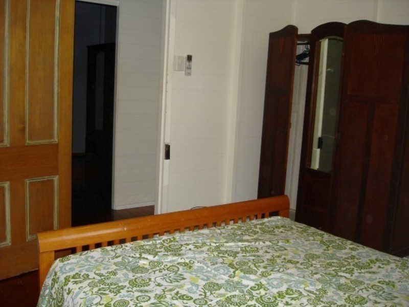 4B Sixth Avenue, South Townsville QLD 4810