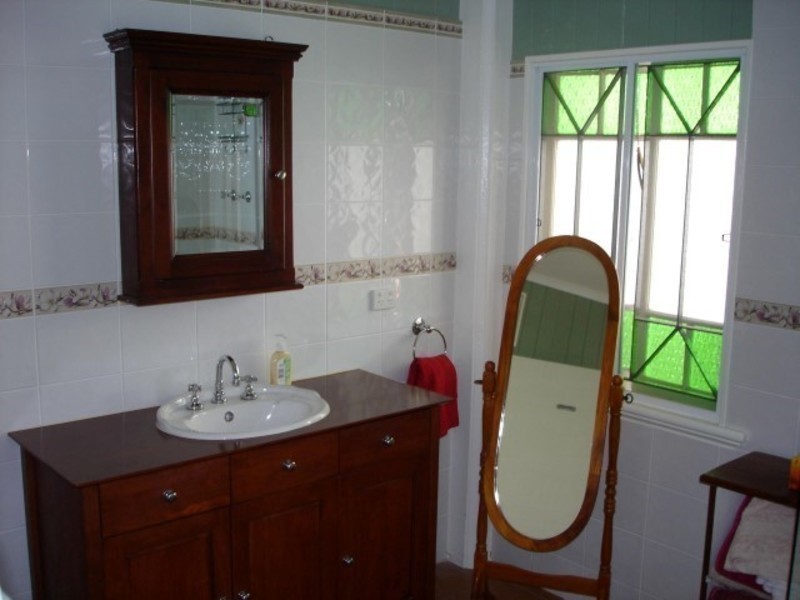 4B Sixth Avenue, South Townsville QLD 4810