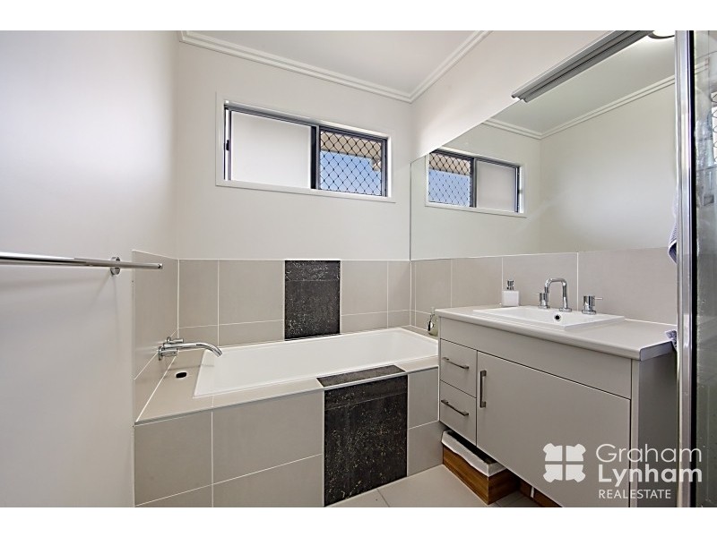 15 Marquise Circuit, Burdell QLD 4818