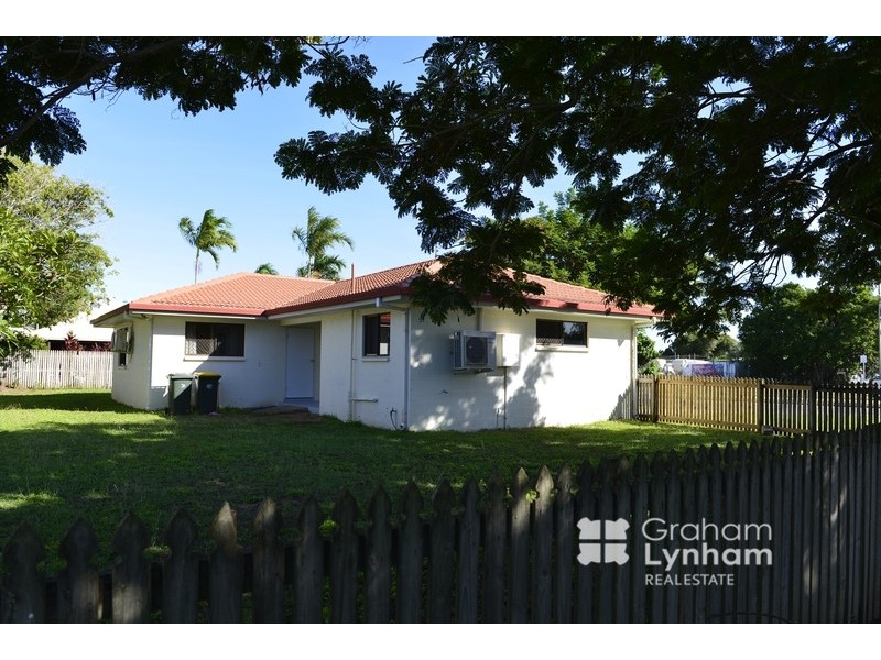 1 Julia Street, Kirwan QLD 4817