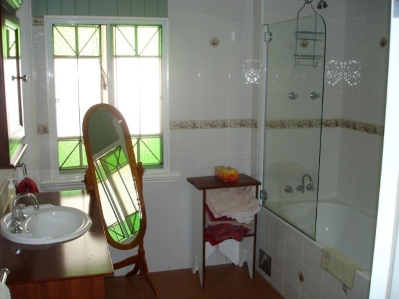 4B Sixth Avenue, South Townsville QLD 4810