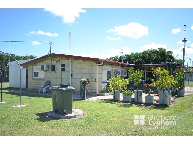 12 Slayton Road, Jensen QLD 4818