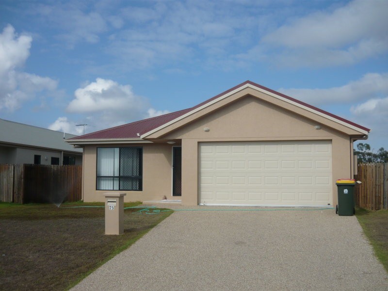 25 Tipperary Street, Burdell QLD 4818