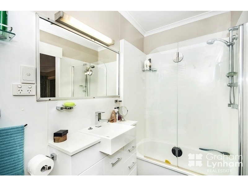 64 Albert Street, Cranbrook QLD 4814