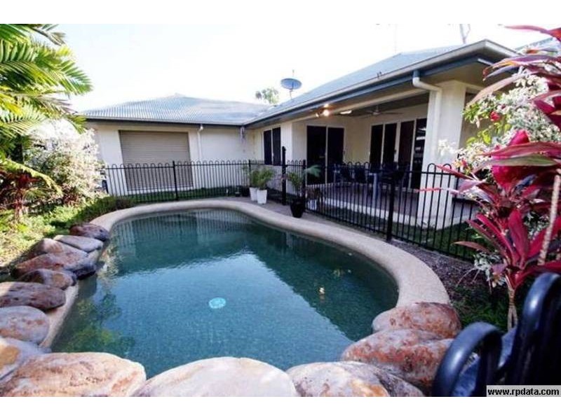 45 Greentree Circuit, Bushland Beach QLD 4818