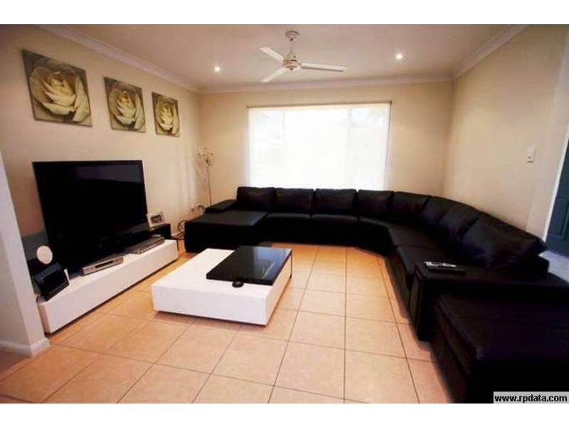 45 Greentree Circuit, Bushland Beach QLD 4818