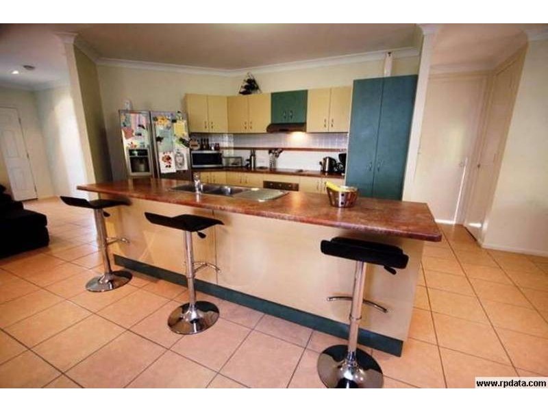 45 Greentree Circuit, Bushland Beach QLD 4818
