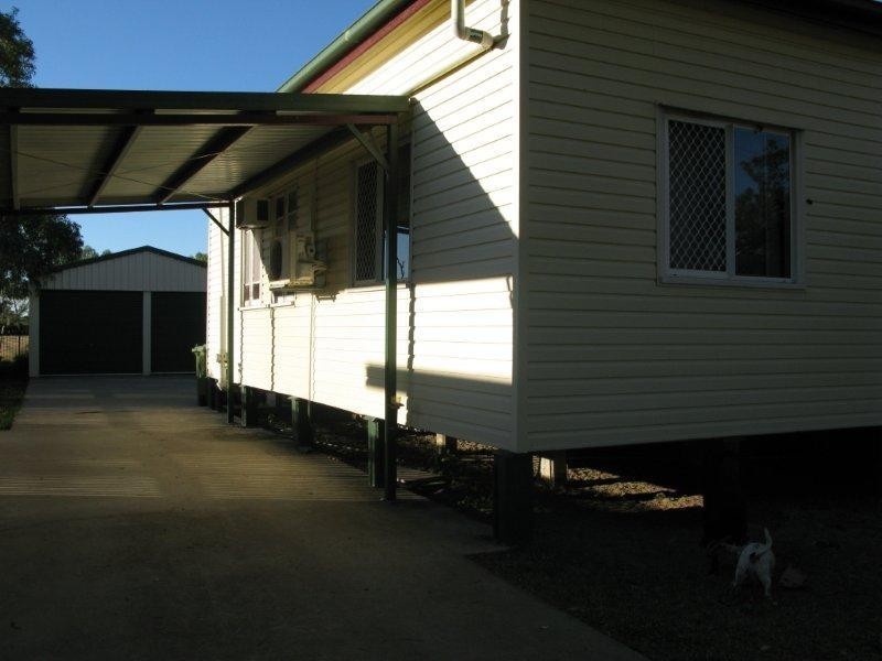 32 Sunderland Street, Garbutt QLD 4814