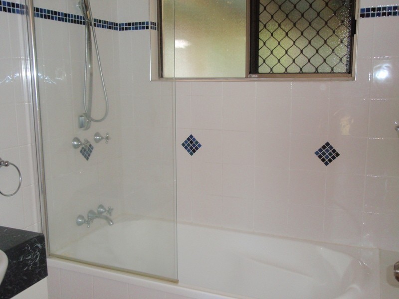 11 Salina Drive, Kelso QLD 4815