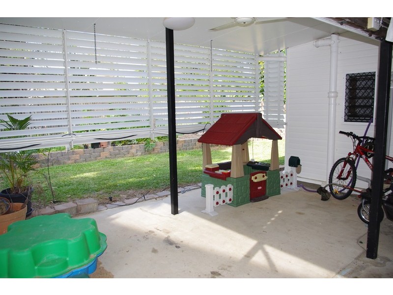 5 Bomana, Aitkenvale QLD 4814