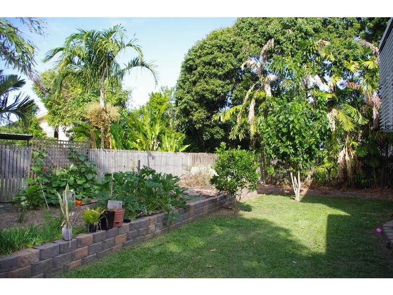 5 Bomana, Aitkenvale QLD 4814