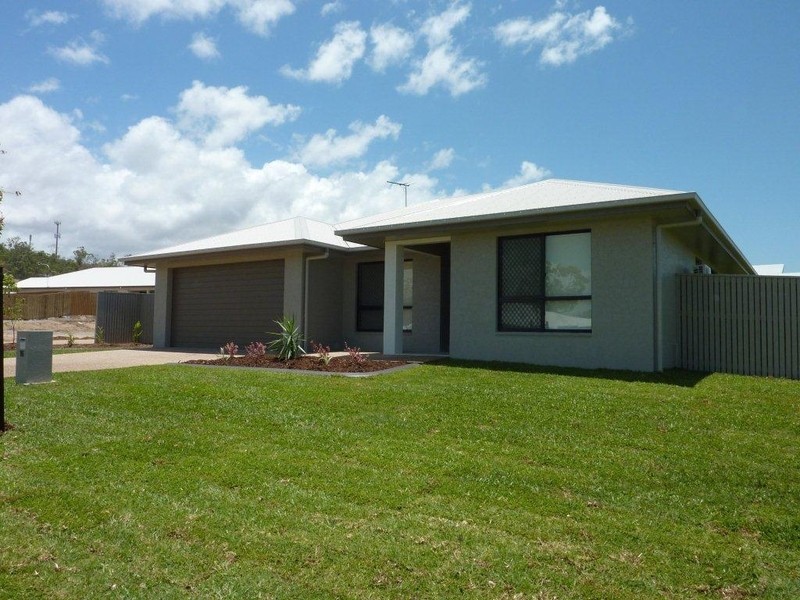 16 Bilbao Place, Bushland Beach QLD 4818