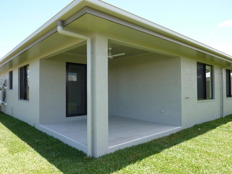 16 Bilbao Place, Bushland Beach QLD 4818