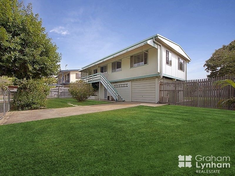 4 Selwyn Street, Cranbrook QLD 4814