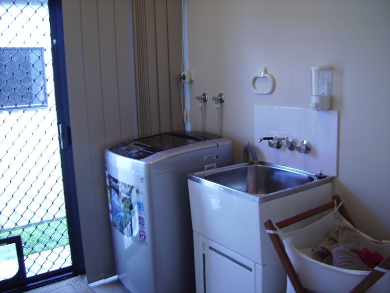 67 Bamboo Crescent, Mount Louisa QLD 4814