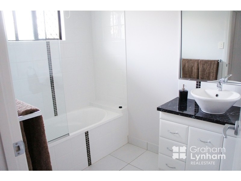 41 Zoe Court, Mount Louisa QLD 4814