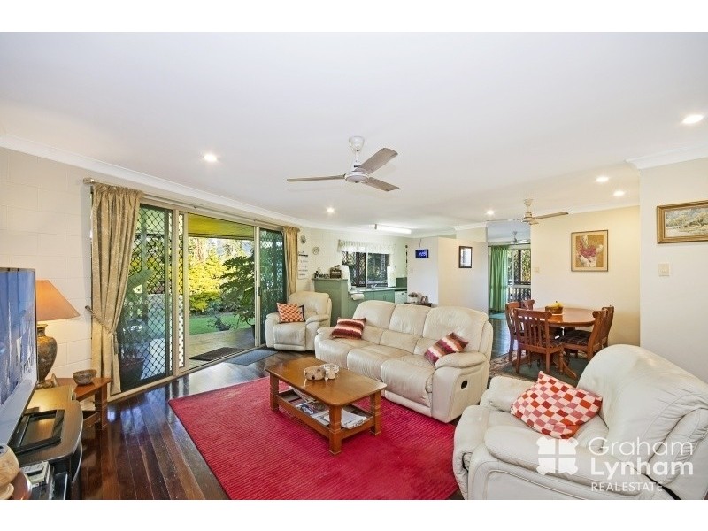 108 Coutts Drive, Bushland Beach QLD 4818