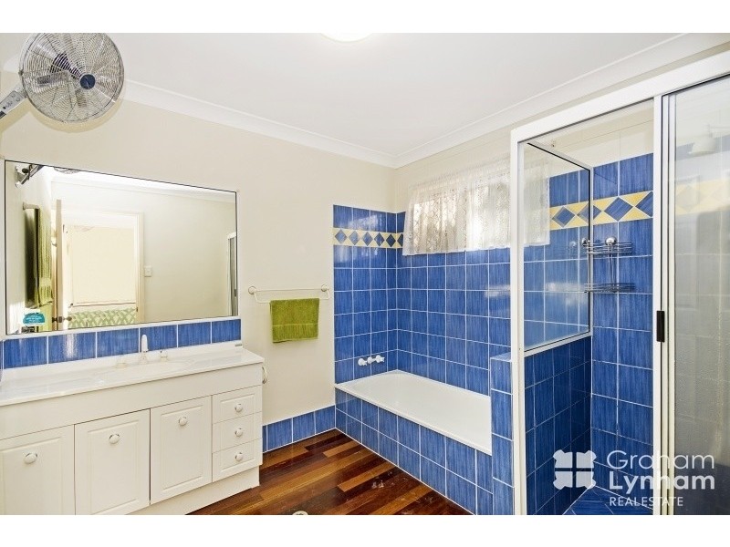 108 Coutts Drive, Bushland Beach QLD 4818