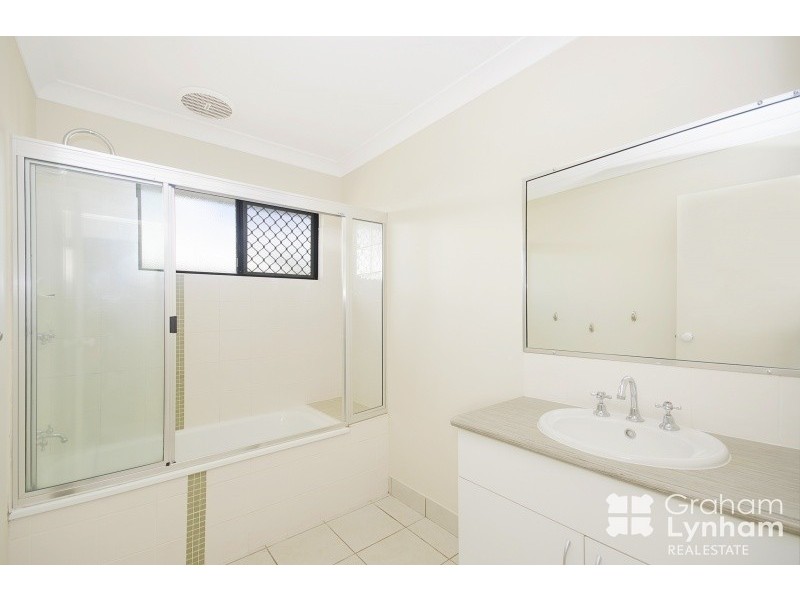 17 Kempton Chase, Burdell QLD 4818