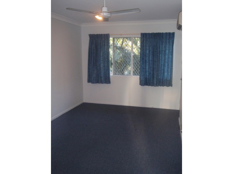 2/4 Stuart Street, North Ward QLD 4810