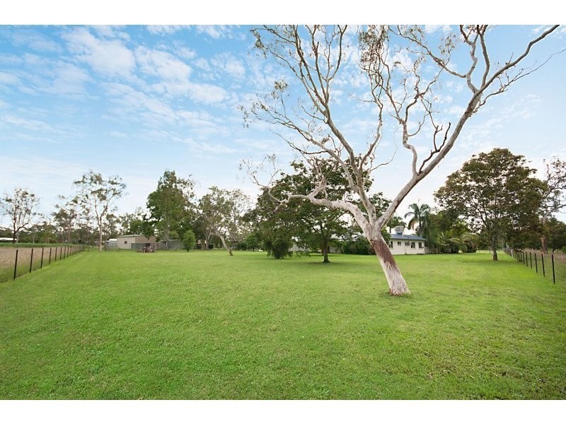 9 Flagstone Avenue, Alice River QLD 4817