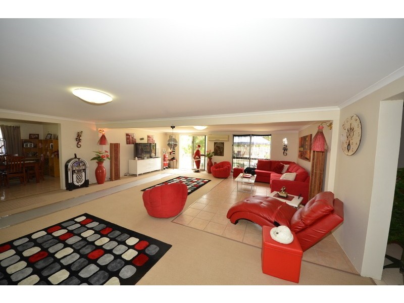 9 Flagstone Avenue, Alice River QLD 4817