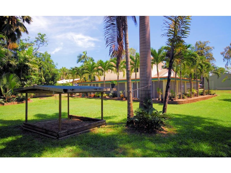 12 Bunya Street, Bushland Beach QLD 4818