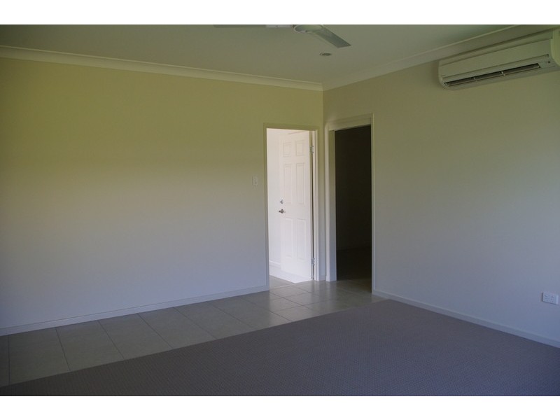 76 Corcoran Avenue, Currajong QLD 4812