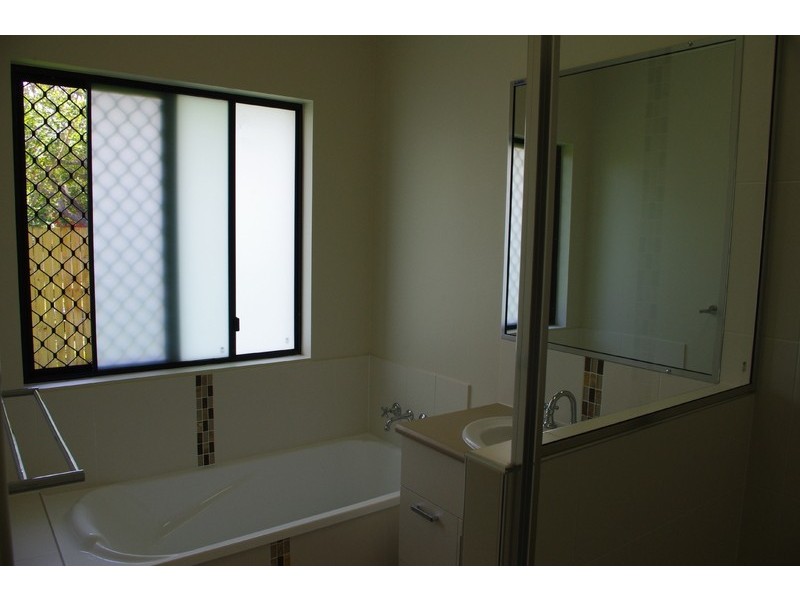 76 Corcoran Avenue, Currajong QLD 4812