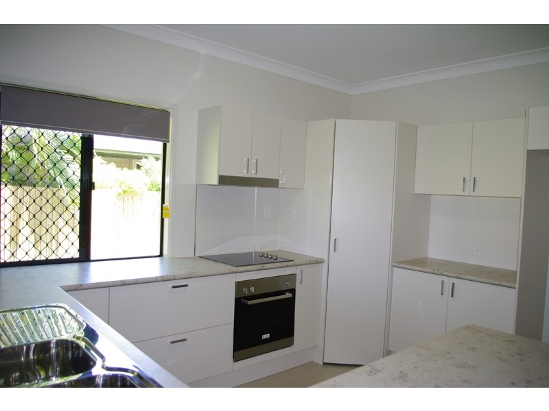 76 Corcoran Avenue, Currajong QLD 4812