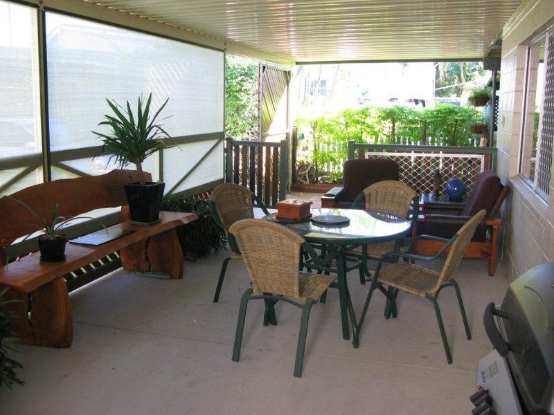 33 Henry Street, West End QLD 4810