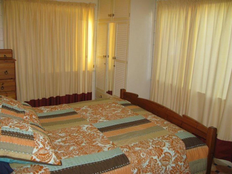 33 Henry Street, West End QLD 4810