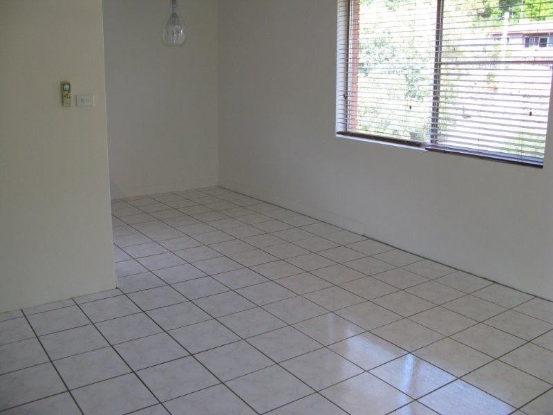 9/17 Stanton Terrace, North Ward QLD 4810