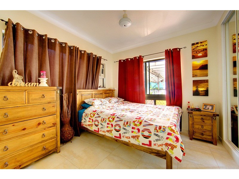 17 Winston Crescent, Kirwan QLD 4817