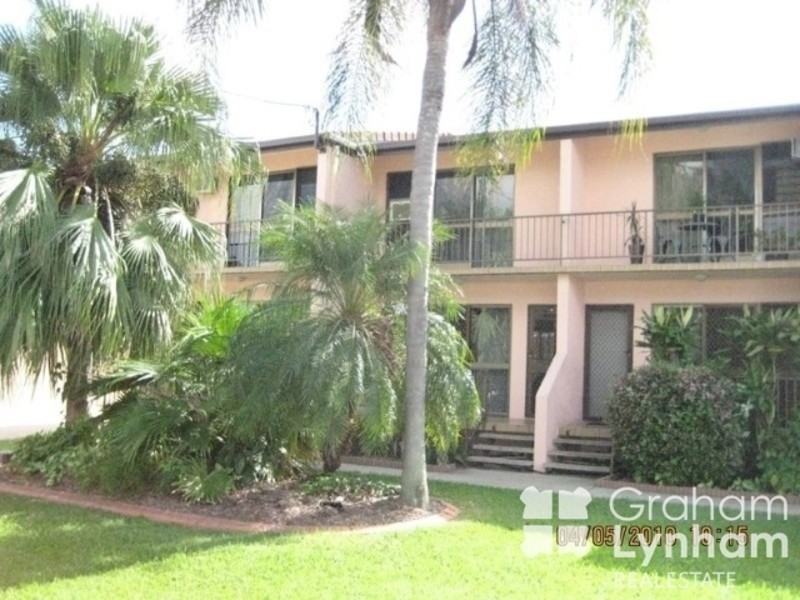 6/25 Roberts, Hermit Park QLD 4812