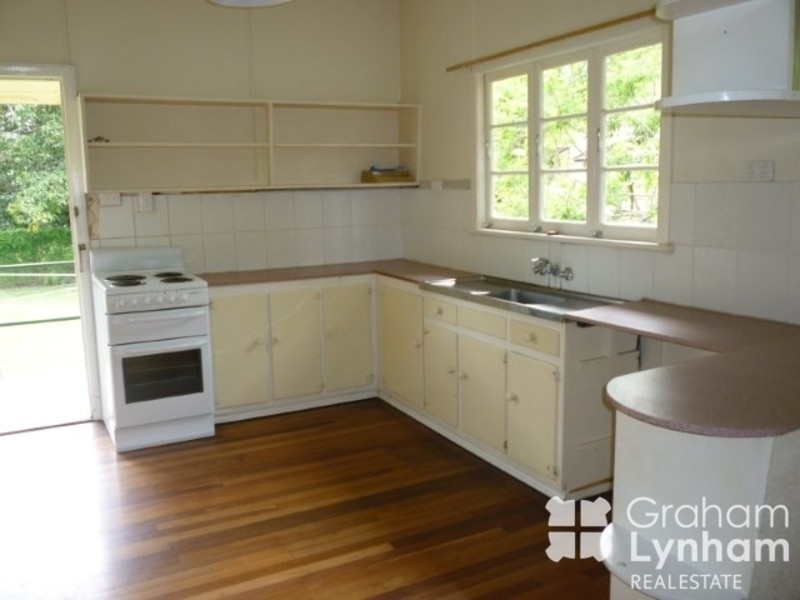 48 Hughes Street, Hermit Park QLD 4812