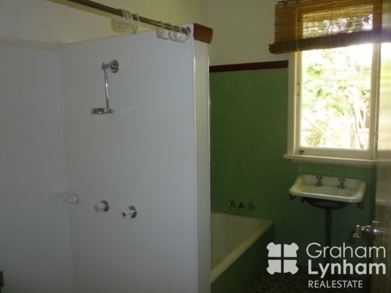 48 Hughes Street, Hermit Park QLD 4812